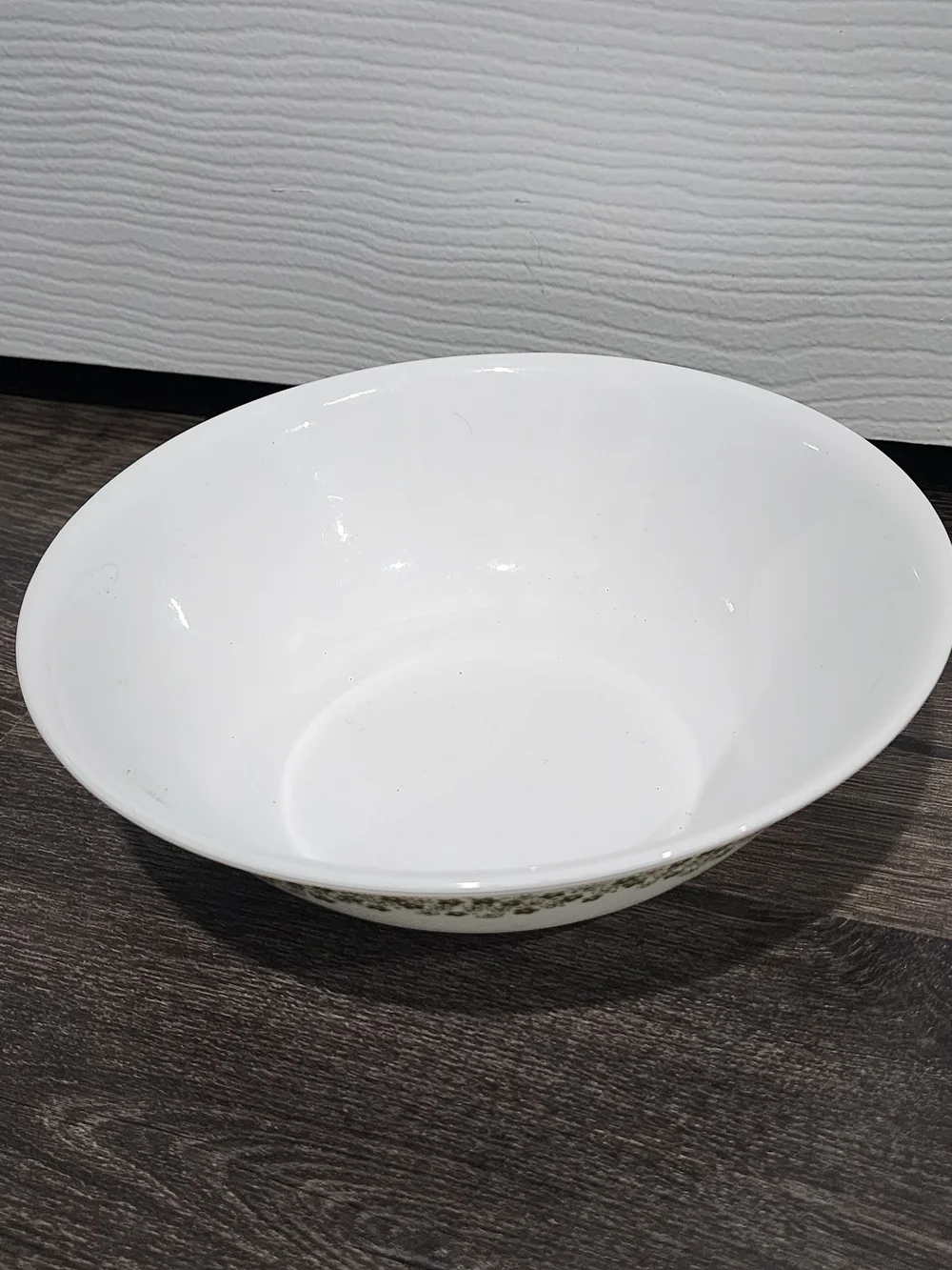 Corelle Spring Blossom Green Crazy Daisy Serving Bowl